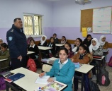 الشرطة تنظم محاضرتين حول الاستخدام الامن للانترنت والعنف الاسري في مدارس ضواحي القدس 