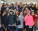 الشرطة تنظم محاضرة توعية للتعريف بالشرطة وأهمية الأمن لطلبة مدرسة مخيم قلنديا الاساسية في ضواحي القدس