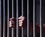 الشرطة تقبض على شخص صادر بحقه مذكرات  قضائية بقيمة 4 مليون شيكل برام الله 