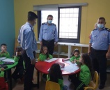 ضمن برنامج التوعية الصحية الشرطة تستهدف روضة أطفال في طولكرم