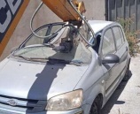 الشرطة والأجهزة الأمنية تضبط وتتلف مركبات غير قانونية في رام الله
