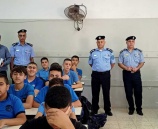 الشرطة تحاضر بطلبة مدرسة فلسطين في قلقيلية