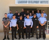 كلية فلسطين للعلوم الشرطية تخرج دورة الدليل التدريبي الأول .