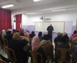 الشرطة تنظم ندوة حول مخاطر الإنترنت لعدد من الأمهات في ضواحي القدس