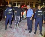دورية الإسناد والنجدة تنقذ مواطنا وأطفاله من أفعى داخل مركبته في بيت لحم