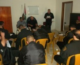 الشرطة تقدم محاضرات توعية لعناصر شركة حماية في بيت لحم