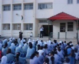 الشرطة تشارك طلبة المدارس في فعاليات الطابور الصباحي في طولكرم
