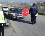 الشرطة والصحة المدرسية ينظمان فعالية للتوعية من مخاطر التدخين أثناء القيادة بالخليل