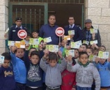 الشرطة تفتتح برنامج السلامة المرورية لمدرسة الخلفاء الراشدين في بيت لحم
