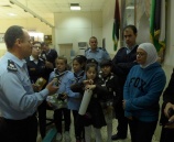 شرطة معبر الكرامة تطلق برنامج الاستضافة للرحلات المدرسية في اريحا