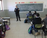 الشرطة تنظم محاضرات توعية في مدرسة جلجليا المختلطة في رام الله