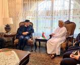 اللواء حازم عطا الله يقدم واجب العزاء بوفاة السلطان قابوس بن سعيد