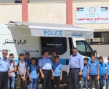 مركز الشرطة المتنقل ينظم عدة فعاليات توعية بمدرسة الريحية الثانوية في الخليل