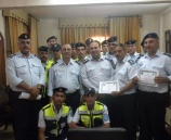 شرطة طوباس تكرم مرتب إدارة شرطة  المرور بمناسبة اسبوع المرور العربي