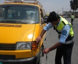 الشرطة تقوم بحملة مرورية في بلدتي رافات والزاوية في سلفيت