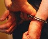 الشرطة تنفذ ٥٧ مذكرة قانونية و اوامر حبس في نابلس