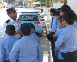 الشرطة تنفذ حملة لضبط حالات التسرب من المدارس في أريحا