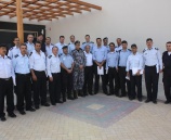 تخريج 25 ضابطا في دورات تخصصية متقدمة في أريحا