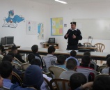 الشرطة تنظم محاضرة توعوية لطلبة مدرسة حطين الأساسية في قلقيلية
