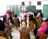 الشرطة تقدم محاضرات توعية لأمهات الطالبات في مدرسة بنات العودة الثانوية بيت لحم