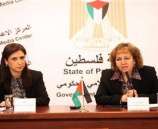 مليون فلسطيني على "فيسبوك" ونصف الشباب يستخدمون الانترنت