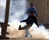 المواجهات مستمرة بالقدس و اصابة 3 مواطنين برصاص الاحتلال والاعتداء