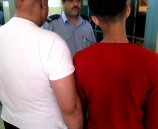 الشرطة تقبض على شخص حاول تهريب مخدرات لابنه داخل  نظارة شرطة بيت لحم