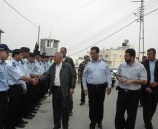 عضو اللجنة المركزية لحركة فتح السيد عباس زكي يزور مديرية شرطة الخليل