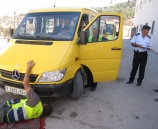 الشرطة تطلق حملة مرورية على حافلات رياض الأطفال في نابلس