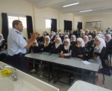 الشرطة تقدم محاضرات توعية لطالبات مدرسة صوريف الأساسية للبنات