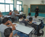 الشرطة تعقد محاضرات بالتوعية الأمنية و الشرطية  في مدارس بلدة دير الغصون في طولكرم