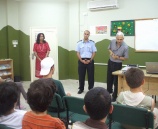 الشرطة تطلق برنامج محاضرات التربية الأمنية والشرطية لطلبة مركز الطفل في أريحا.