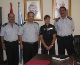 الشرطة الفلسطينية تكرم السيدة استيلا من بعثة الشرطة الاوروبية