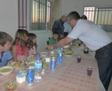 الشرطة تقيم مأدبة إفطار لعدد من الأطفال الأيتام في سلفيت
