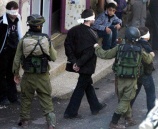 الاحتلال يعتقل مواطن و يعتدي بالضرب على 5 اخرين في نابلس و بيت لحم
