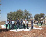 خلال انطلاق فعاليات قطف ثمار الزيتون - اللواء حازم عطا الله " الشرطة في خدمة الارض و الشعب "