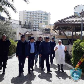 الشرطة تزور مؤسسة جريش للأيتام في بيت لحم .