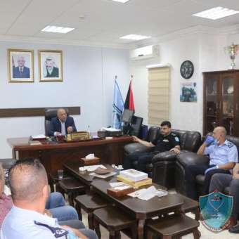 العميد جهاد المسيمي يلتقي بقيادة شرطة جنين