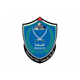 الشرطة تنظم محاضرة حول "التنمر الإلكتروني" عبر تطبيق زوم في نابلس.