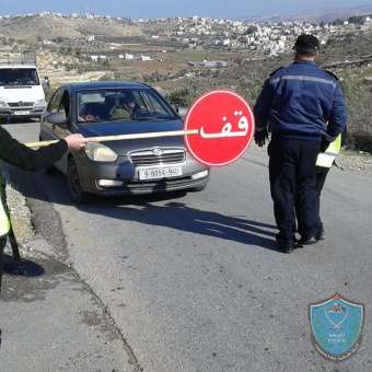 الشرطة تنظم محاضرات توعية مرورية بمدارس الخليل