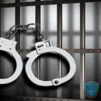 الشرطة تقبض على مشتبه فيهم بسرقة دائرة السير في محافظة طوباس 