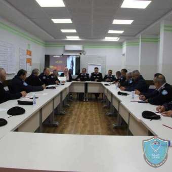 الشرطة تفتتح 3  دورات متخصصة في كلية فلسطين للعلوم الشرطية 