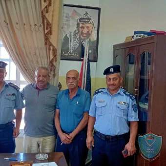 المركز المتنقل  يزور عدداً من المؤسسات بقلقيلية