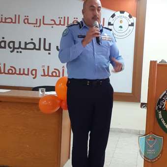 الشرطة  تشارك  في ورشة عمل حول اقرار قانون لحماية الأسرة من العنف في طولكرم