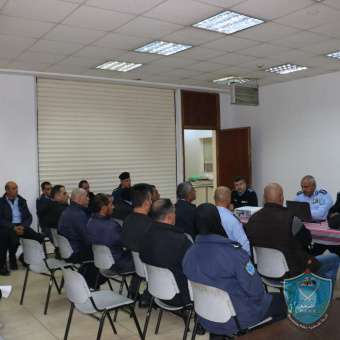 الشرطة تفتتح ورشة عمل بعنوان المستجيب الاول والشراك الخداعية في نابلس