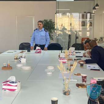 الشرطة تشارك بورشة عمل حول آليات الإستجابة الآمنة للنساء ضحايا العنف