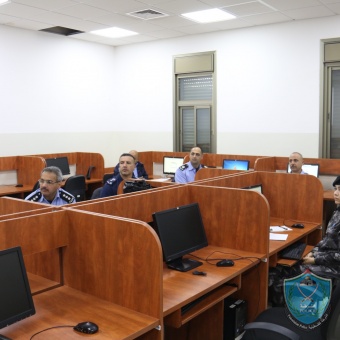كلية فلسطين للعلوم الشرطية تفتتح دورة مناهج البحث العلمي والتحليل الاحصائي 