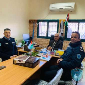 الشرطة والتربية تبحثان سبل التعاون المشترك في سلفيت