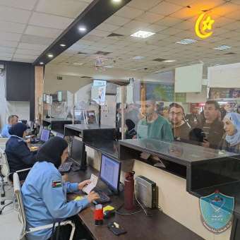 38 ألف مسافر تنقلوا عبر معبر الكرامة وتوقيف 74 مطلوباً الأسبوع الماضي