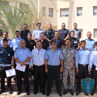كلية فلسطين للعلوم الشرطية تخرج دورة مسرح الجريمة المتعلقة بإطلاق النار 